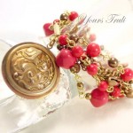 Nouveau Bracelet Colorful Coral Baubles & Bits