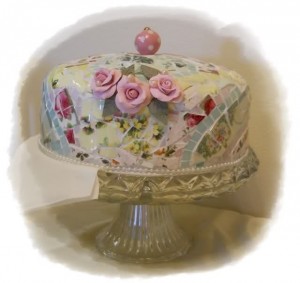 Mosaic Cake Dome