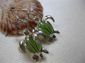 green sea glass earrings turtles