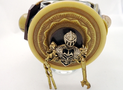 knights cuff