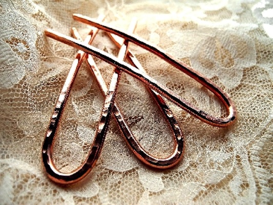 TriForce Hammered Copper Hair Pins by mairzydozy 